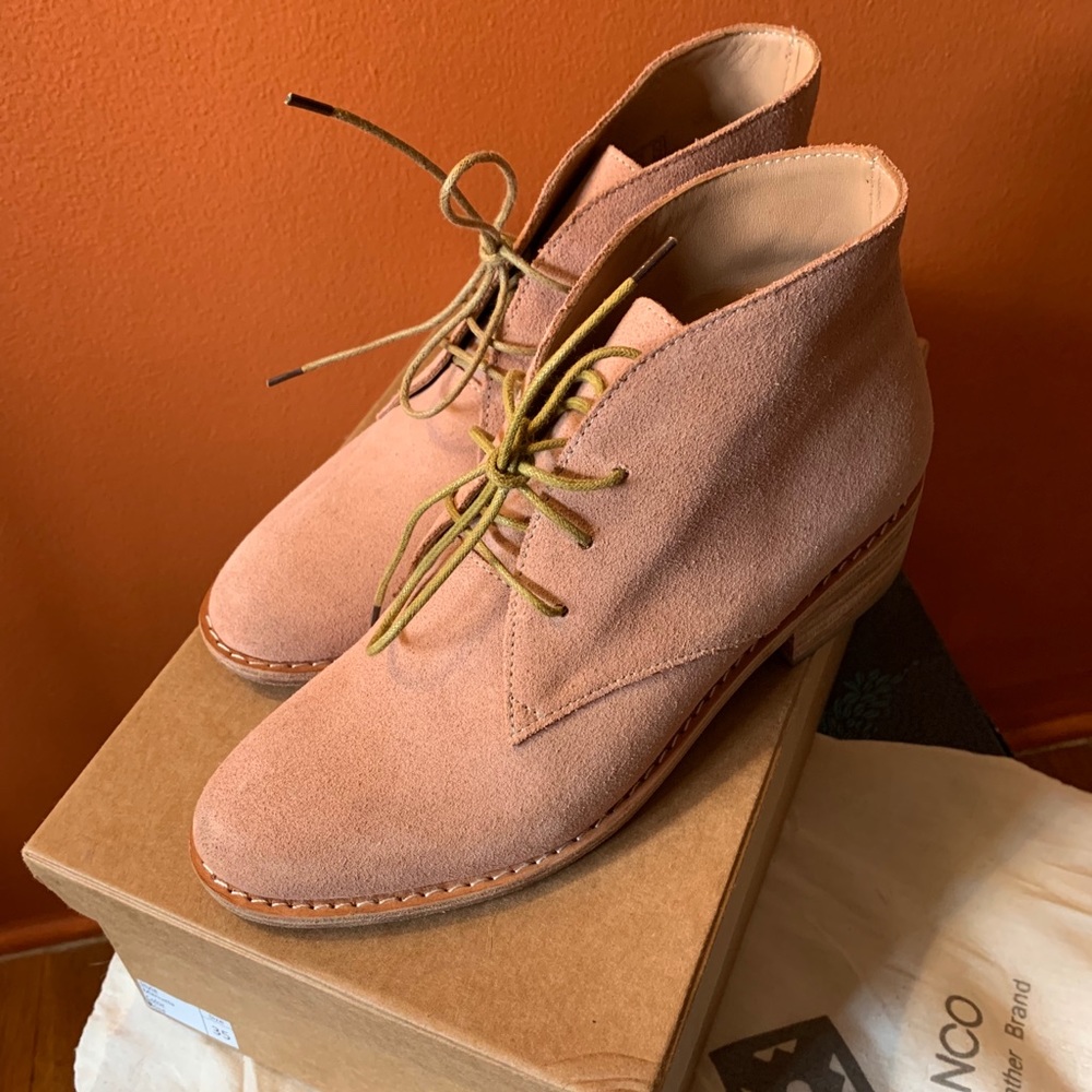 Hums Blanco lace up shoes
